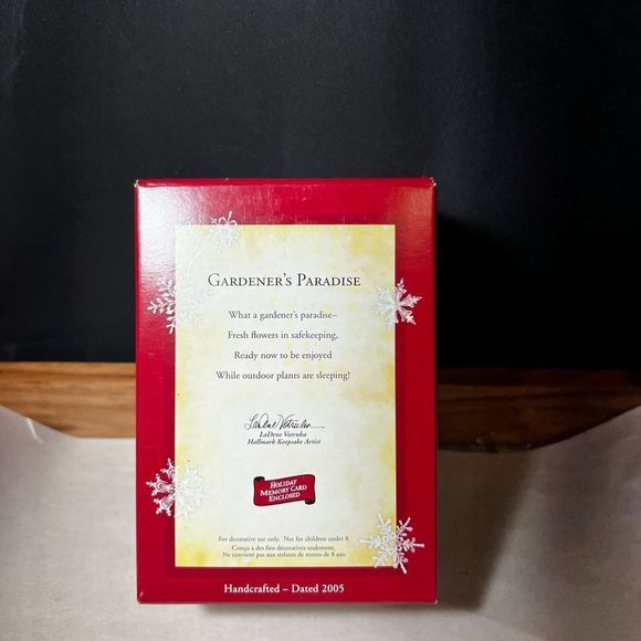 “Gardeners Paradise” Hallmark Keepsake Ornament - Picture 2 of 4